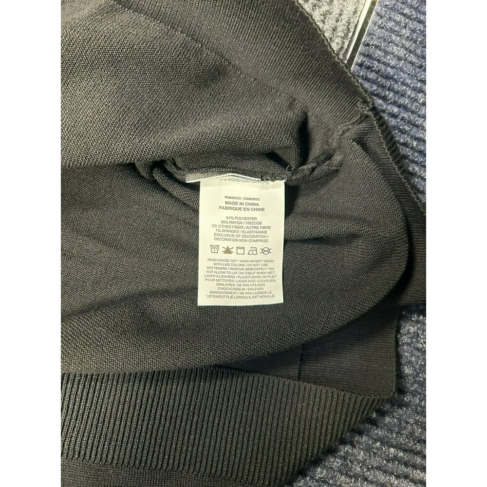 Nike Mens Black V-Neck Sweater Vest With Large White Swoosh Logo Size M Polyeste - Picture 6 of 6